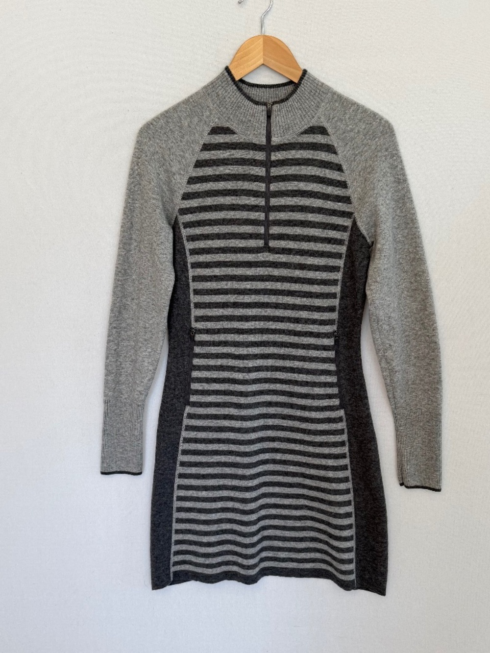 TITLE NINE Women’s Medium Super Power 1/4 Zip Gray Merino Wool Sweater Dress